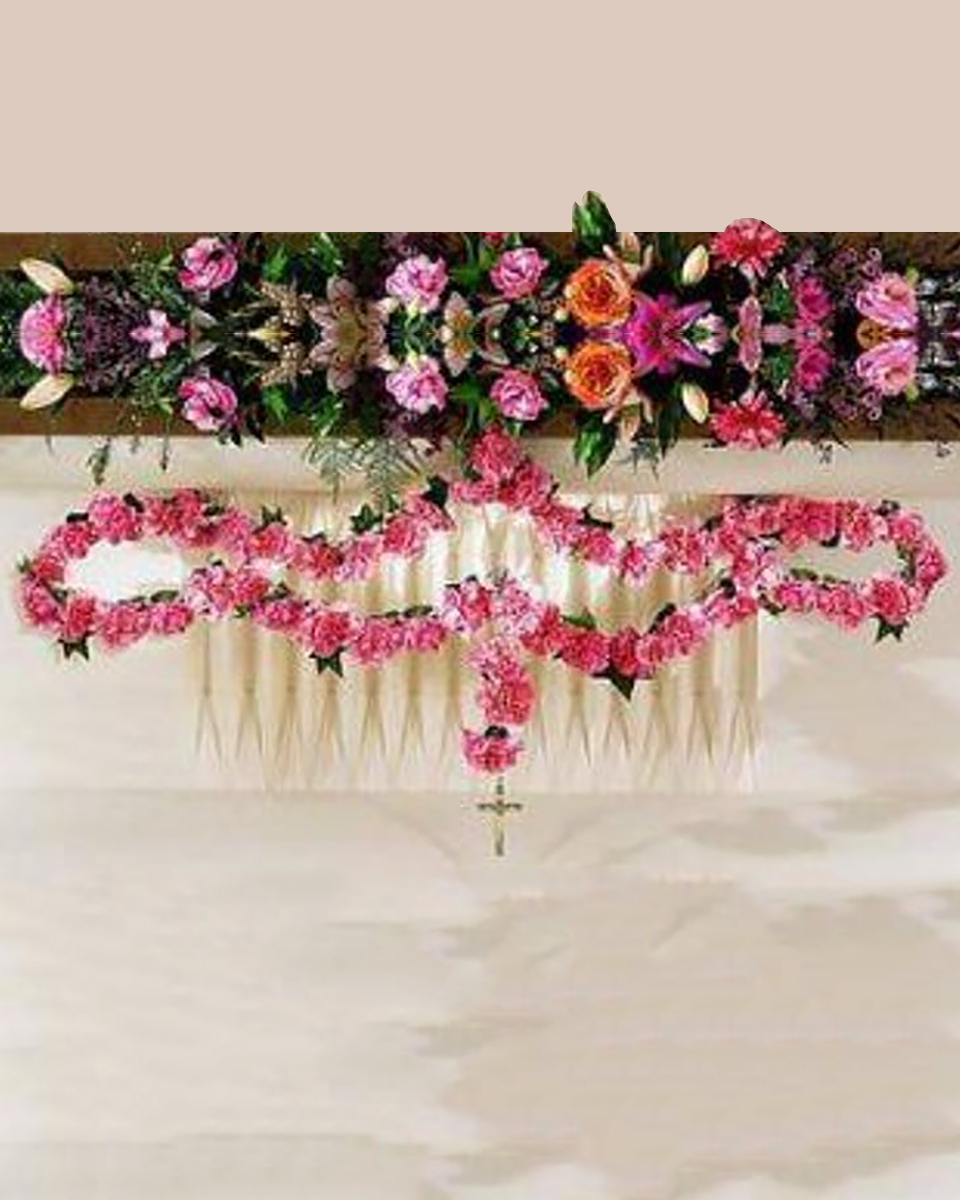 50 Pink Carnation Rosary 50 Pink Carnation Rosary 50 Pink Carnations and Ivy are used in this Rosary Creation.
DELIVERY: Every order is hand-delivered direct to the recipient. These items will be delivered by us locally, or a qualified retail local florist.