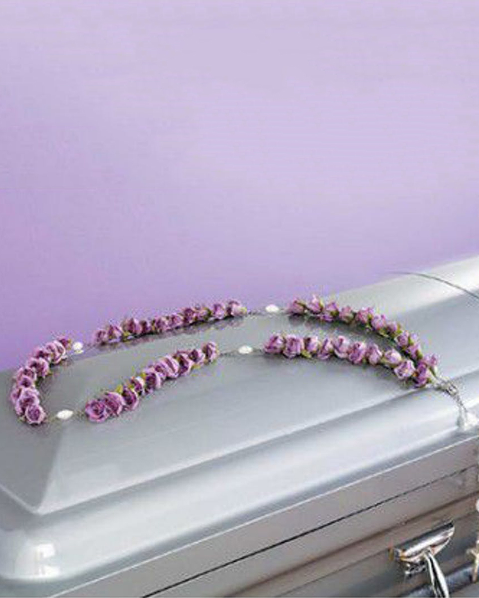 50 Purple Rose Rosary 50 Purple Roses-Standard 50 Beautiful Purple Roses are used to create an Elegant Rosary.
DELIVERY: Every order is hand-delivered direct to the recipient. These items will be delivered by us locally, or a qualified retail local florist.